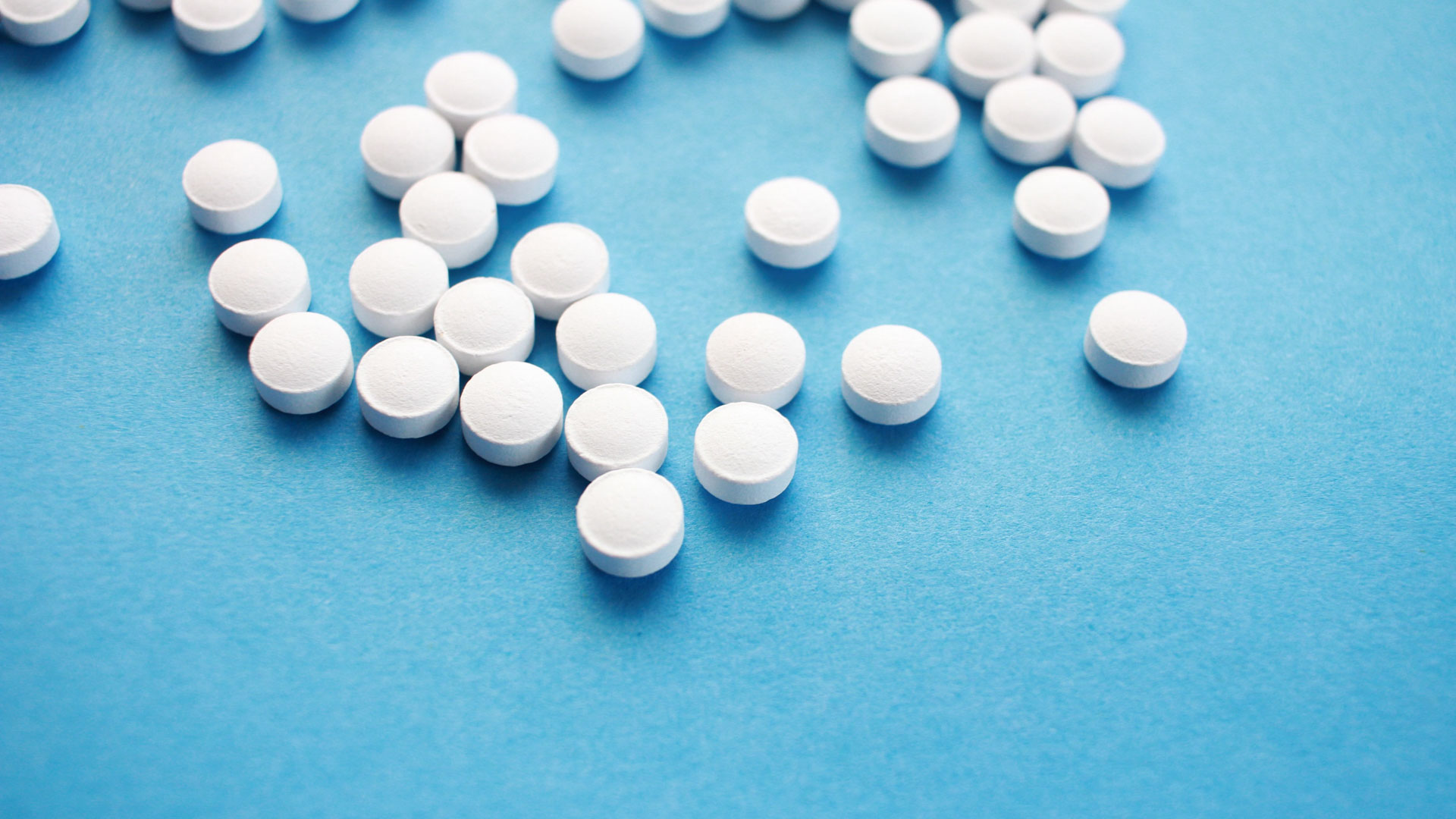 #0589 White pills PPT Wide #0589 White pills PPT Wide